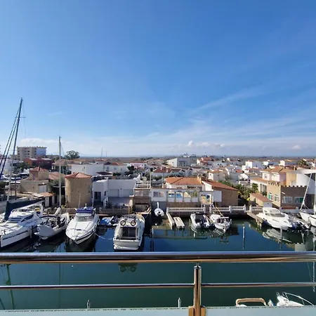 Cap Mestral Con Piscina Y Aire Acondicionando *
