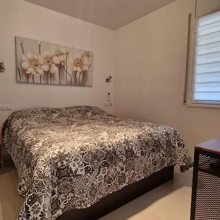 Apartment Cap Mestral Con Piscina Y Aire Acondicionando